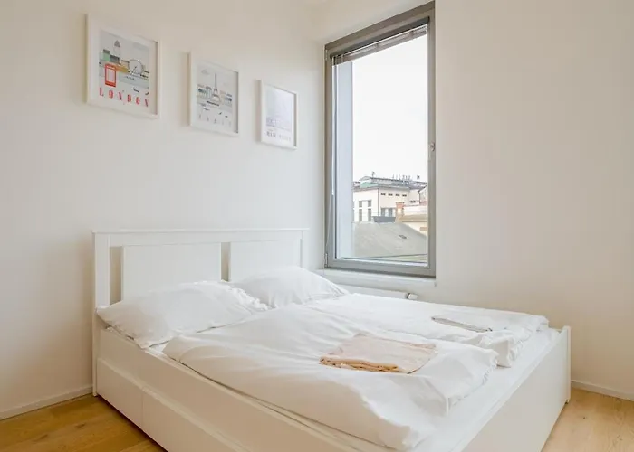 Lumiere By Rentez Apartment